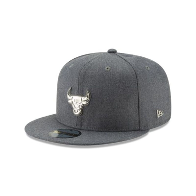 Grey Chicago Bulls Hat - New Era NBA Glossed Badge 59FIFTY Fitted Caps USA7936248